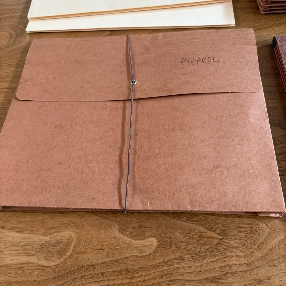 6 accordion folders